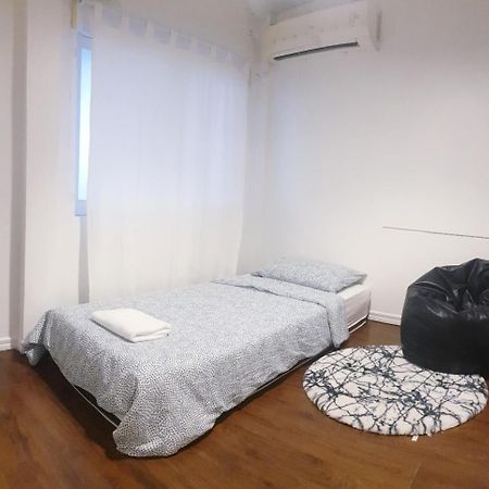 Cooper Hostel Bangkok Buitenkant foto