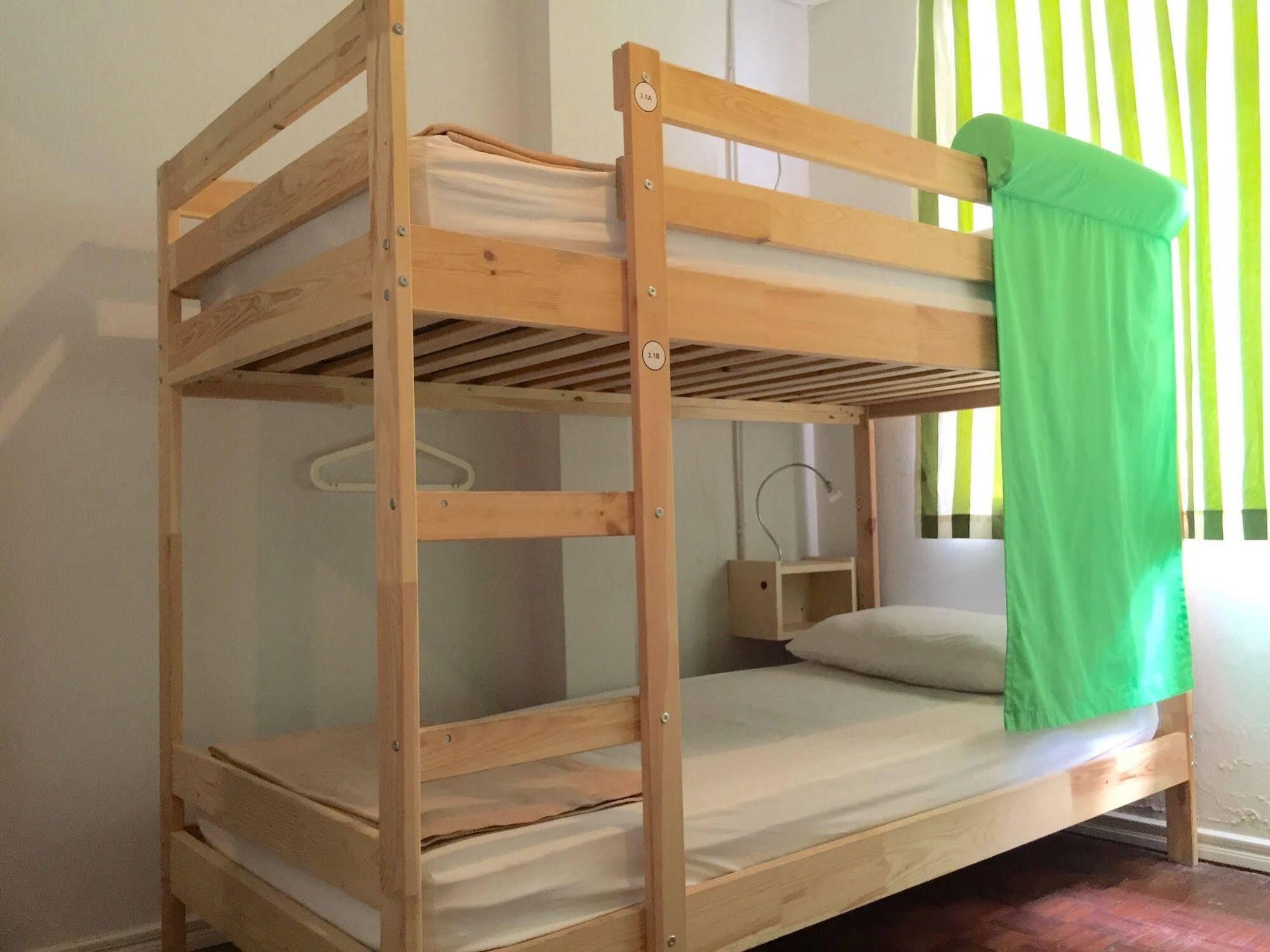 Cooper Hostel Bangkok Buitenkant foto